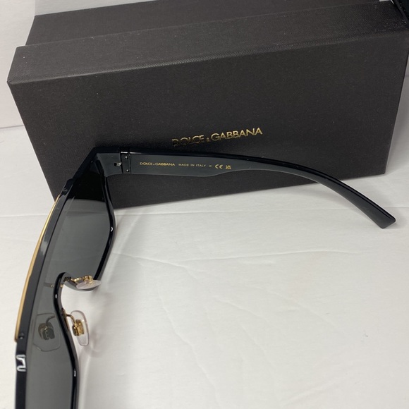 New  - DOLCE & GABBANA DG6125 Oversized Shield Sunglasses - Picture 8 of 14